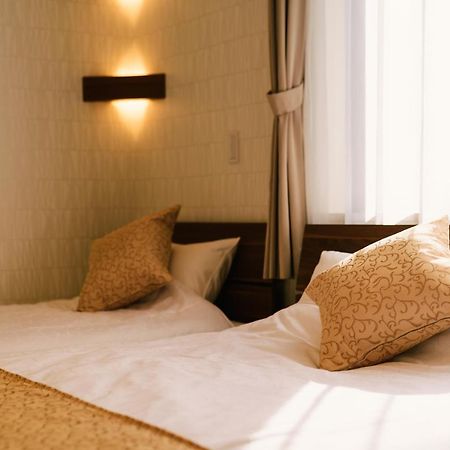 Grand Base Hakata Haruyoshi Lejlighedshotel Fukuoka  Eksteriør billede